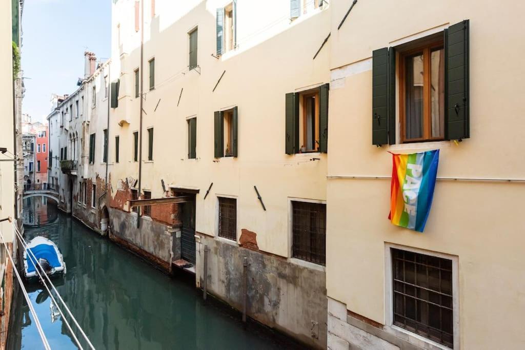 Ca' Della Madoneta - Vista Canale Venice Exterior photo
